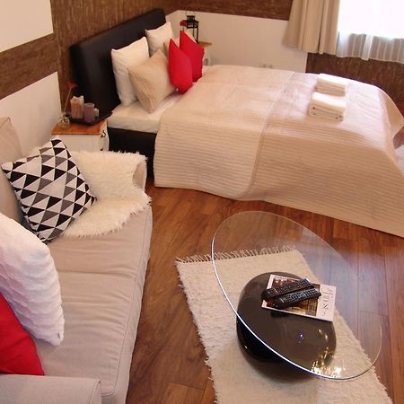 Romantic Centrum Apartman Budapest Exteriör bild