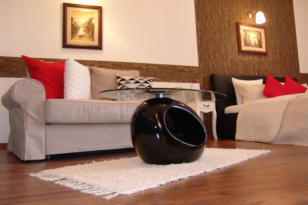 Romantic Centrum Apartman Budapest Exteriör bild